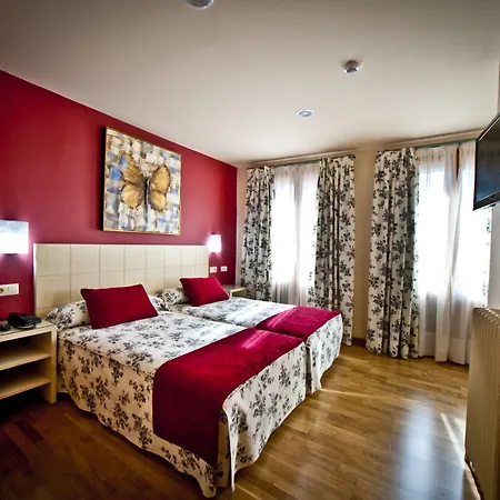 Condes De Castilla Segovia