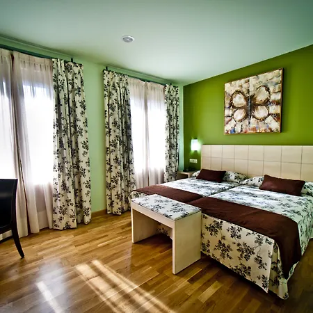 Condes De Castilla Segovia