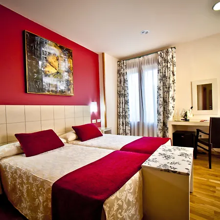 Condes De Castilla 3*