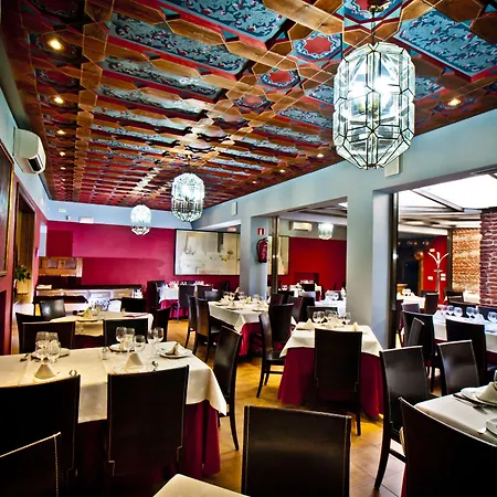 Condes De Castilla 3* Segovia