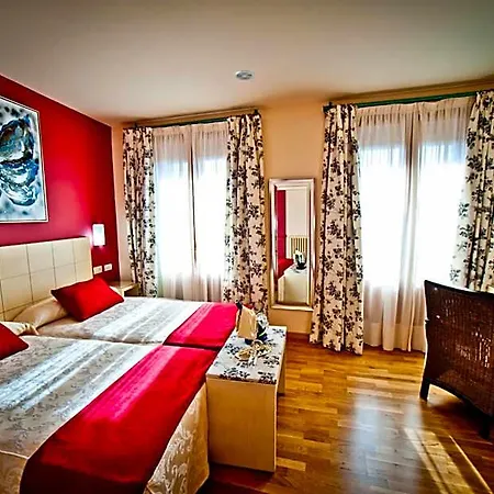 Condes De Castilla Otel Segovia