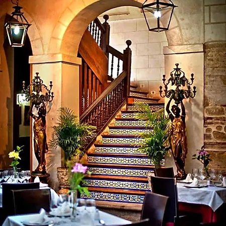 Condes De Castilla Otel 3*