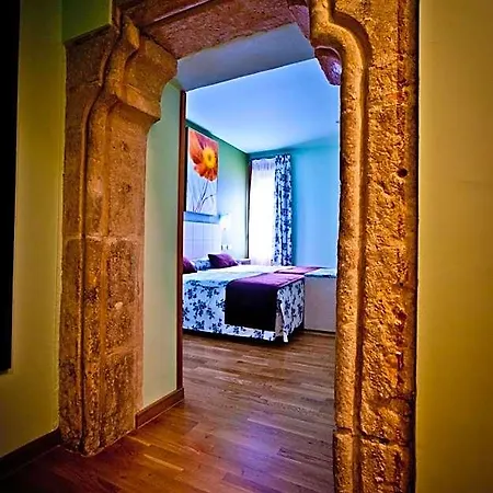 Condes De Castilla Otel 3*