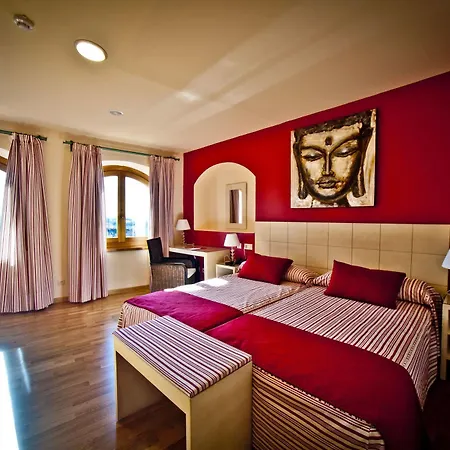 Hotel Condes De Castilla 3*