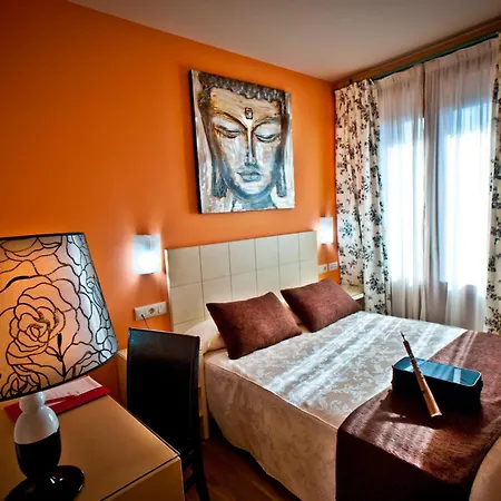 Hotell Condes De Castilla 3*