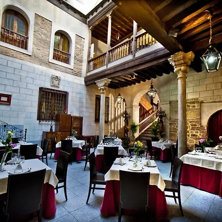 Szálloda Condes De Castilla Segovia