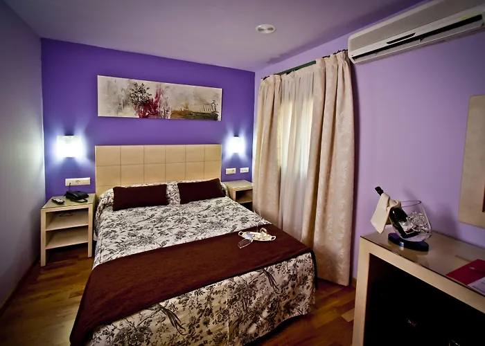 コンデス デ カスティーリャ ホテル