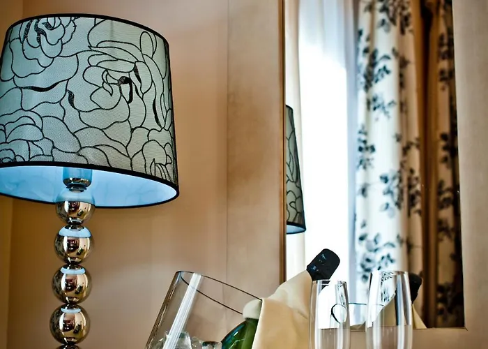 Condes De Castilla Отель Сеговия