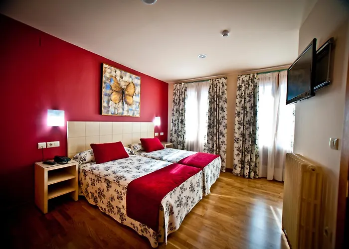 Condes De Castilla Отель